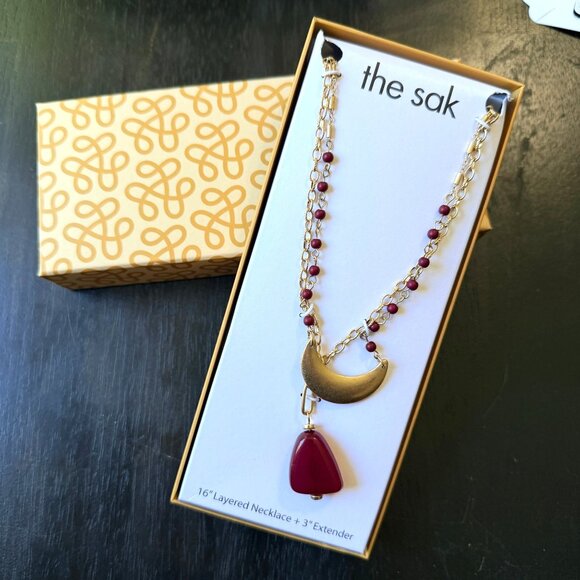 Vintage Unworn The Sak Gold Tone Layered Necklace Crescent Moon Charm Red Beads - Picture 2 of 8